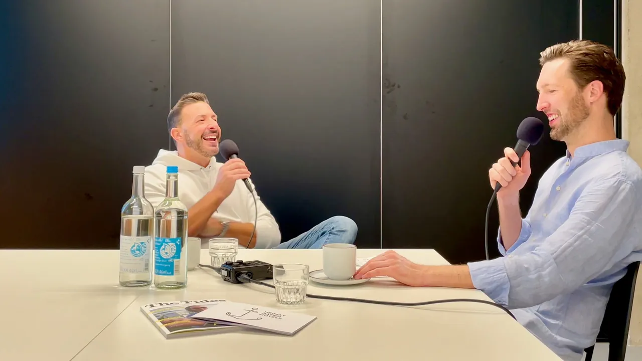 Standbild aus der Episode mit Jens Sroka