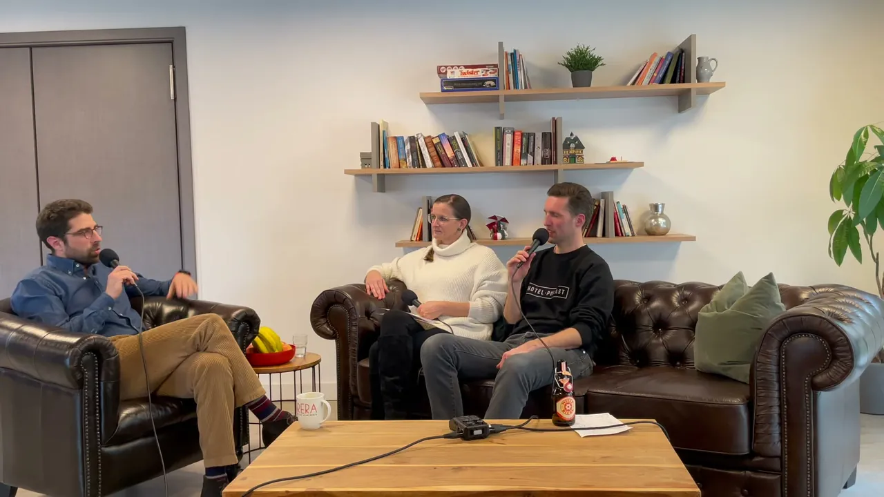 Standbild aus der Episode mit Matteo Ghedini