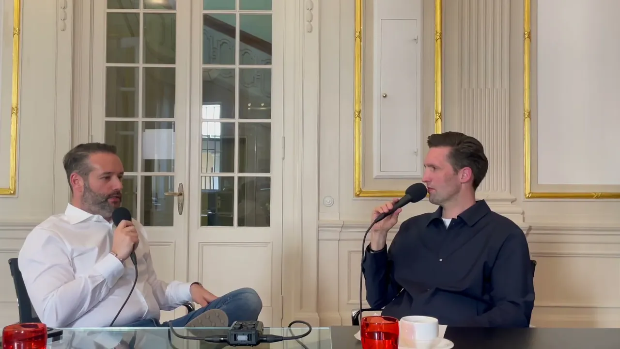 Standbild aus der Episode mit Sven J. Köllmann