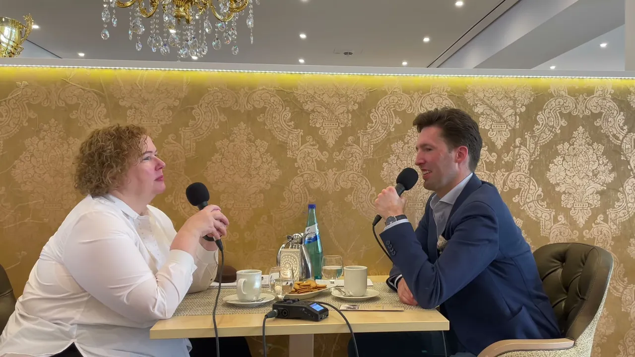 Standbild aus der Episode mit Michaela Richter