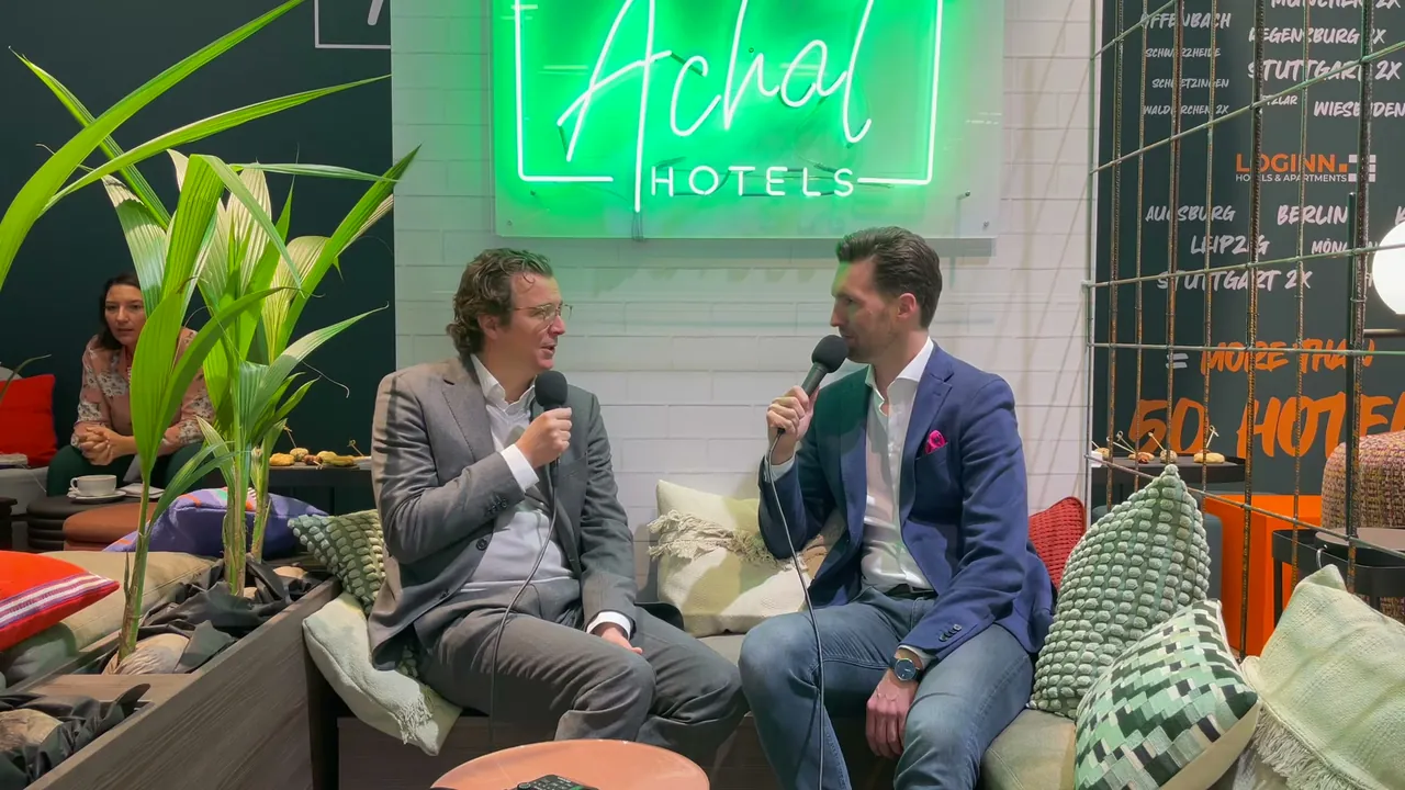 Standbild aus der Episode mit Philipp von Bodman, Anna Wiesler und Sascha Dalig