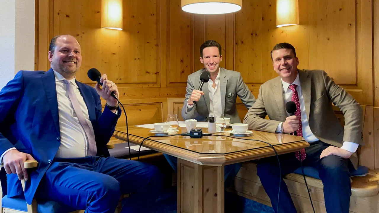 Standbild aus der Episode mit Matthias und Sebastian Finkbeiner